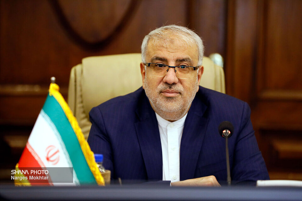 کسب رتبه نخست گروه نفت در میان بخشهای اقتصادی کشور کسب رتبه نخست گروه نفت در میان بخشهای اقتصادی کشور