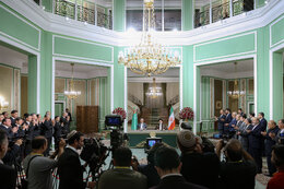 Iran, Turkmenistan sign five cooperation documents