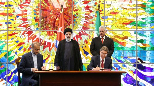 تهران و هاوانا ۶ سند همکاری امضا کردند