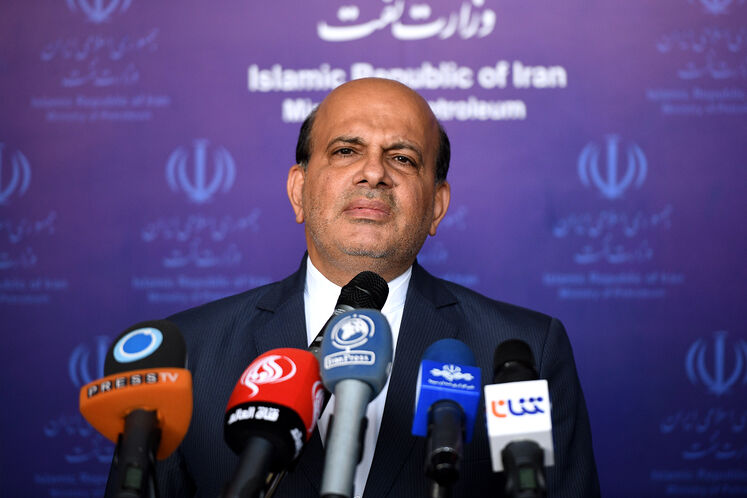 جابهجایی سکوی فاز 11 پارس جنوبی از نظر اجرایی و عملیاتی منحصر به فرد و بینظیر است