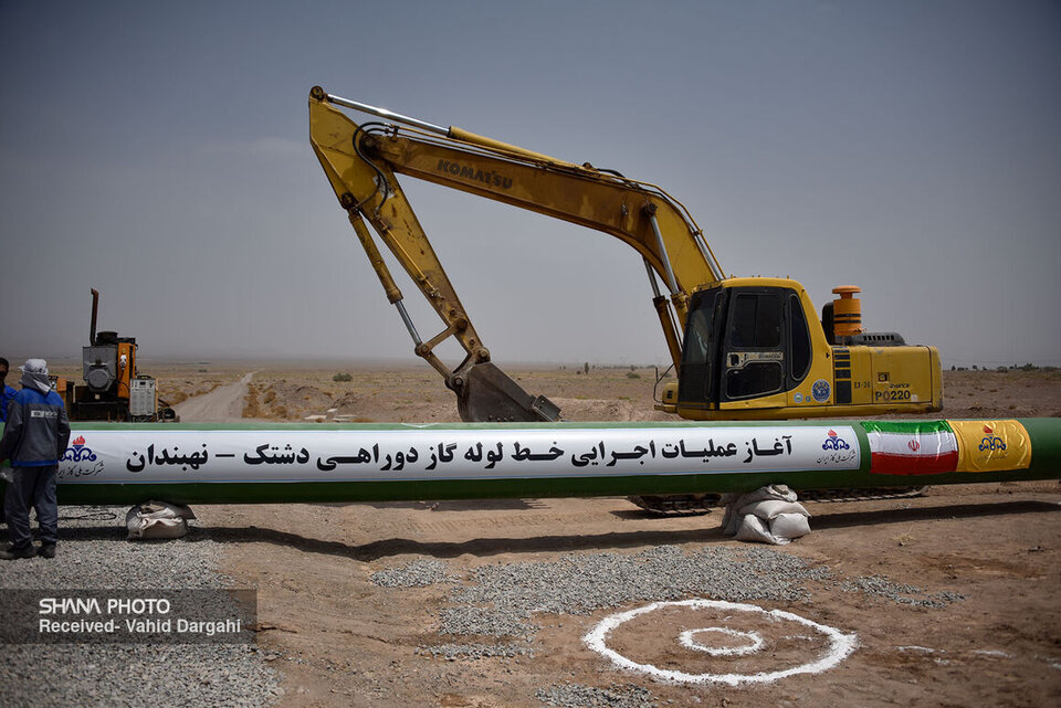 عملیات اجرایی پروژه خط لوله گاز «دوراهی دشتک - نهبندان» آغاز شد عملیات اجرایی پروژه خط لوله گاز «دوراهی دشتک - نهبندان» آغاز شد