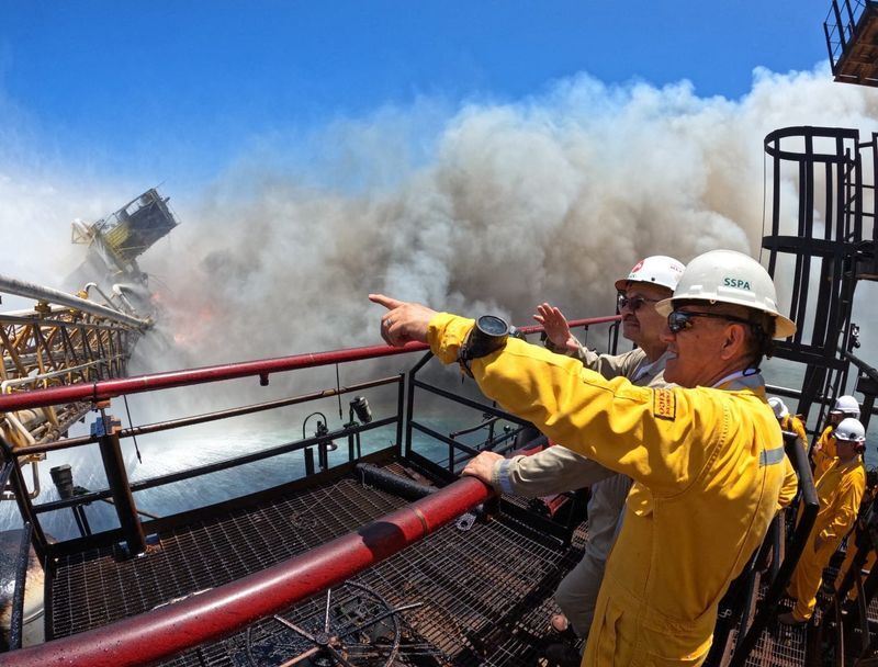 زیان ۷۰۰ هزار بشکه‌ای نفت پمکس به‌دلیل حادثه آتش‌سوزی در خلیج مکزیک