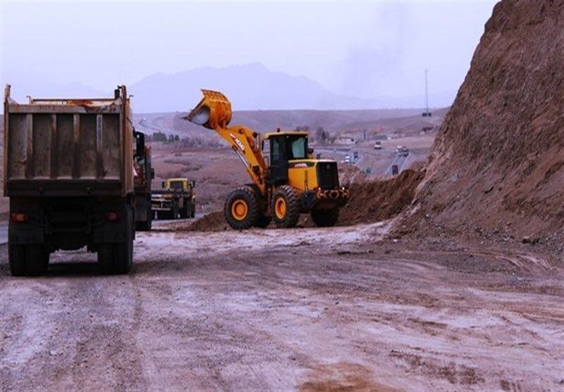 جاده چاه‌های نفت و گاز مسجدسلیمان مرمت و بهسازی شد