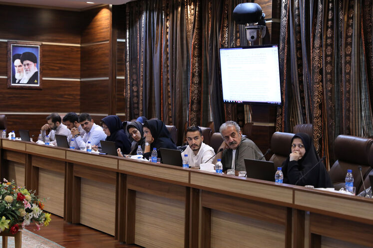 سمینار آشنایی با معاملات و بازارهای جهانی نفت خام