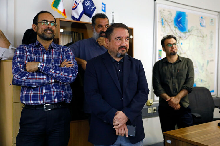 بازدید مهدی علیمددی، معاون وزیر نفت از رسانههای روابط عمومی وزارت نفت در روز خبرنگار