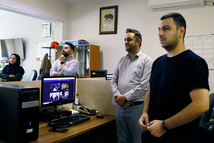 بازدید مهدی علیمددی، معاون وزیر نفت از رسانههای روابط عمومی وزارت نفت در روز خبرنگار