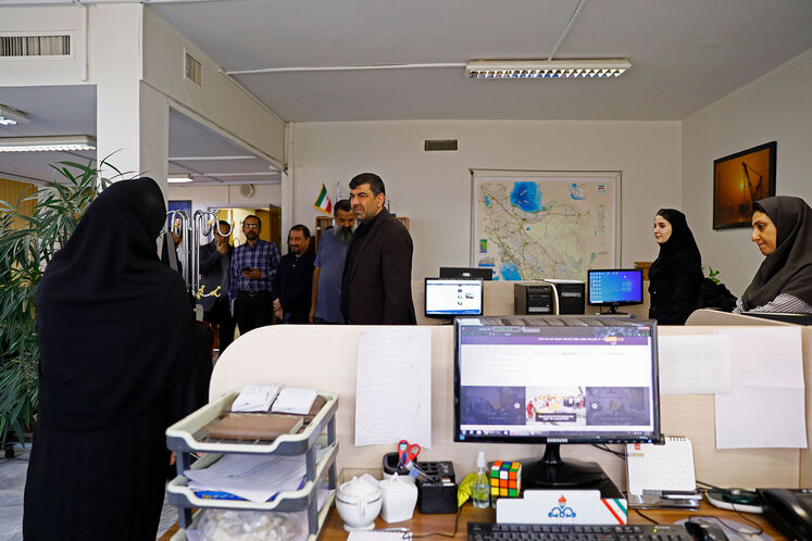 بازدید مهدی علی‌مددی، معاون وزیر نفت از رسانه‌های روابط عمومی وزارت نفت در روز خبرنگار
