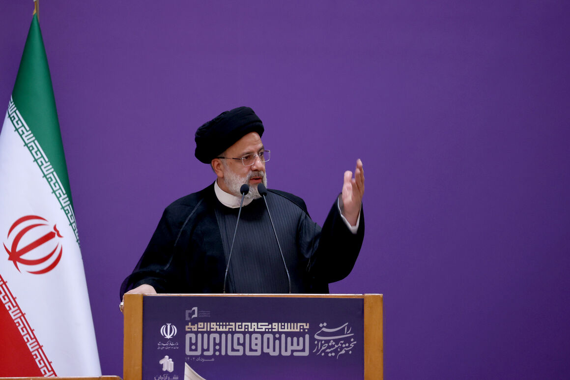 Raeisi praises Iran oil output rise in past two years Raeisi praises Iran oil output rise in past two years