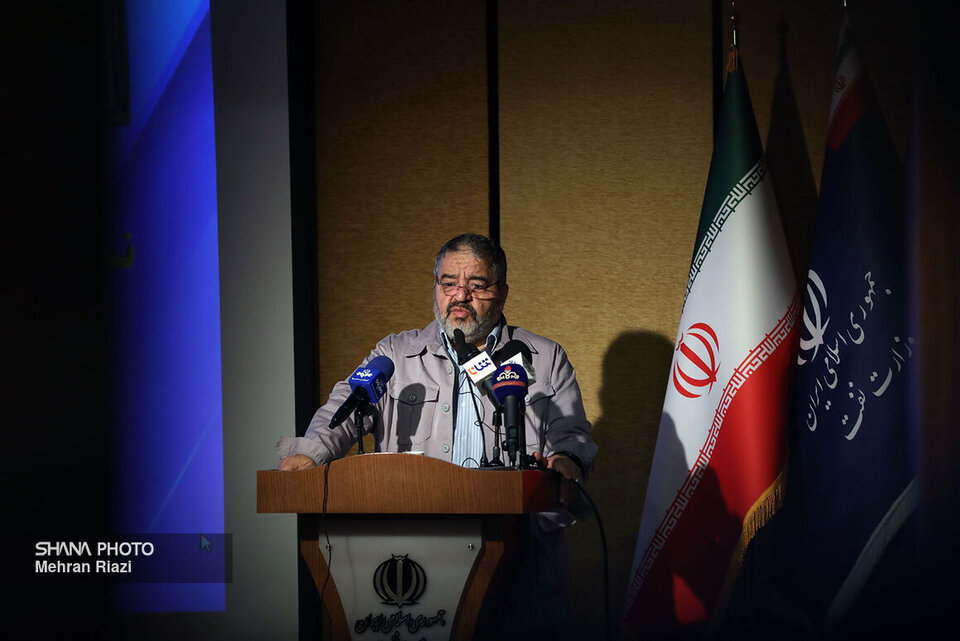 توضیحات رئیس سازمان پدافند غیرعامل درباره اختلال در سامانه سوخت توضیحات رئیس سازمان پدافند غیرعامل درباره اختلال در سامانه سوخت