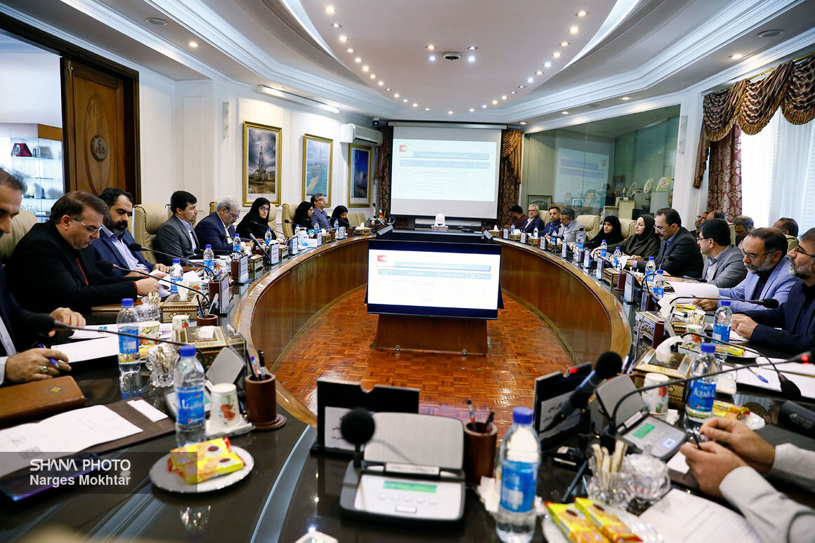 چهاردهمین نشست شورای راهبری توسعه مدیریت صنعت نفت