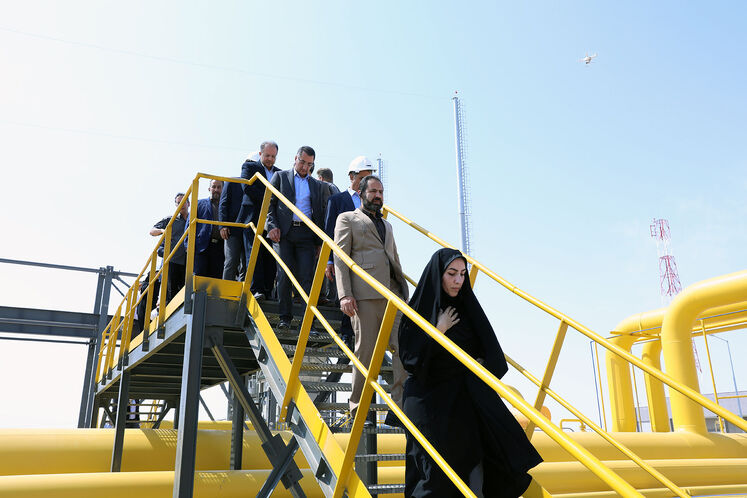 بازدید اصحاب رسانه از تأسیسات تقویت فشار گاز شهید رفیعی‌راد (آرادان)