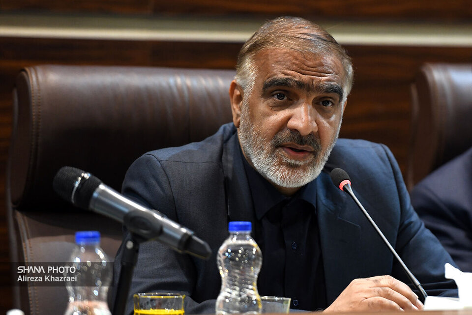 دیپلماسی انرژی دولت سیزدهم شمار مشتریان نفت ایران را افزایش داد دیپلماسی انرژی دولت سیزدهم شمار مشتریان نفت ایران را افزایش داد