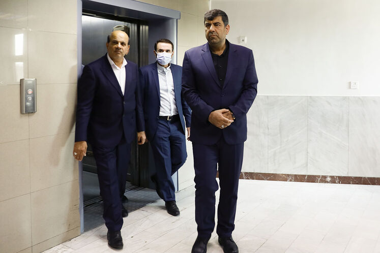 آیین گشایش بخش امآرآی و ماموگرافی بیمارستان نفت در روز بزرگداشت ابنسینا و روز پزشک