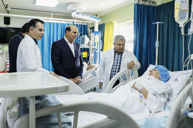 آیین گشایش بخش امآرآی و ماموگرافی بیمارستان نفت در روز بزرگداشت ابنسینا و روز پزشک