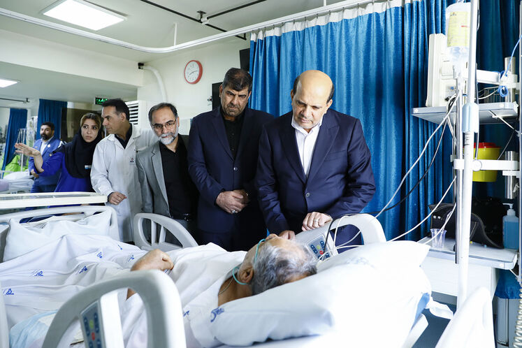 آیین گشایش بخش امآرآی و ماموگرافی بیمارستان نفت در روز بزرگداشت ابنسینا و روز پزشک