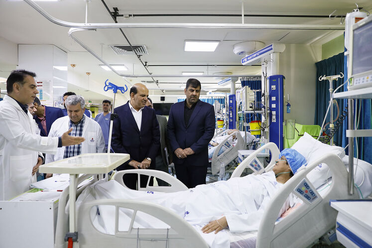 آیین گشایش بخش امآرآی و ماموگرافی بیمارستان نفت در روز بزرگداشت ابنسینا و روز پزشک