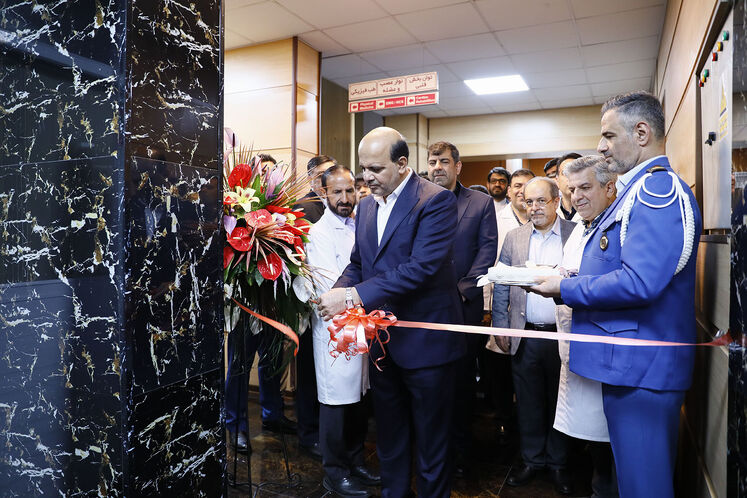 آیین گشایش بخش امآرآی و ماموگرافی بیمارستان نفت در روز بزرگداشت ابنسینا و روز پزشک