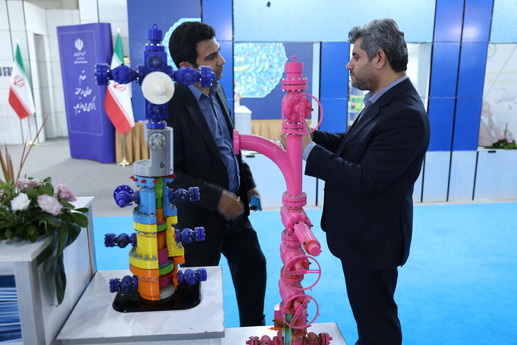 غرفه وزارت نفت در نمایشگاه روایت خدمت