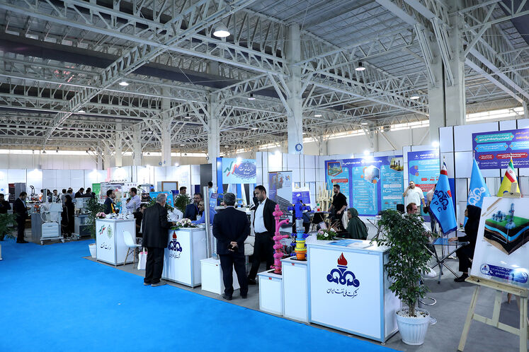 غرفه وزارت نفت در نمایشگاه روایت خدمت
