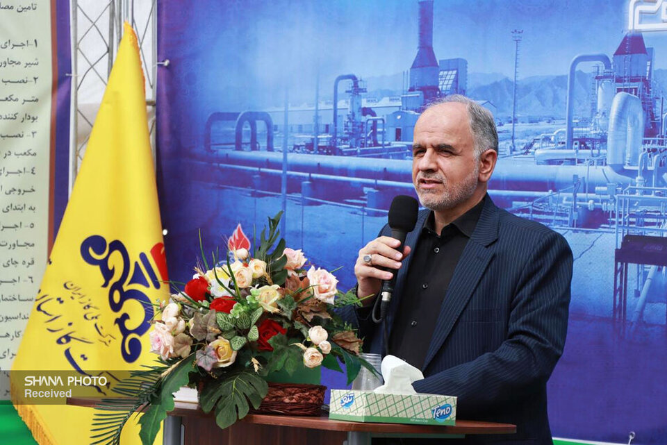 بهرهبرداری از طرحهای گازرسانی استان قم با حضور وزیر دادگستری بهرهبرداری از طرحهای گازرسانی استان قم با حضور وزیر دادگستری