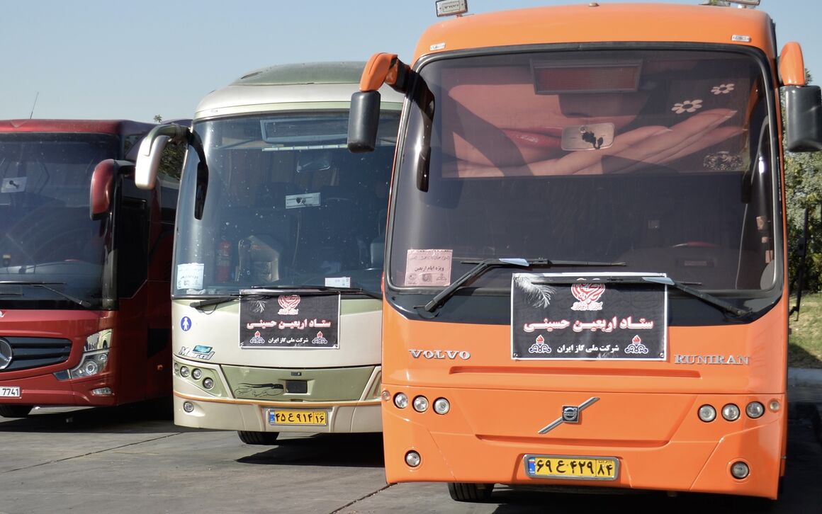 تحویل ۲۰۰ دستگاه اتوبوس شرکت ملی گاز به ستاد اربعین کشور