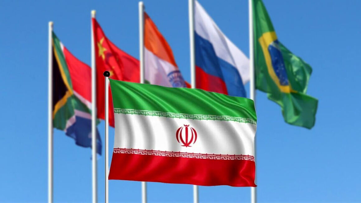 فرصت‌های پیش روی ایران با عضویت در بریکس/ دلارزدایی از سیستم‌های مالی با افزایش قدرت اقتصادی بریکس