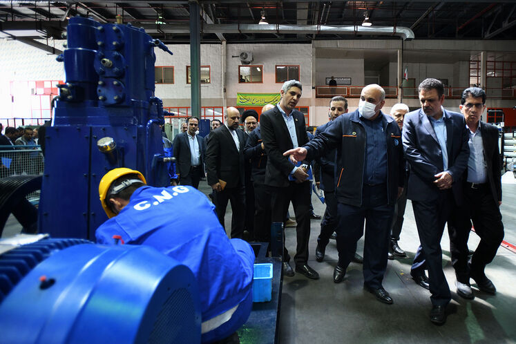 بازدید جلیل سالاری، معاون وزیر نفت در امور پالایش از شرکت صنایع هواپیماسازی ایران (هسا)