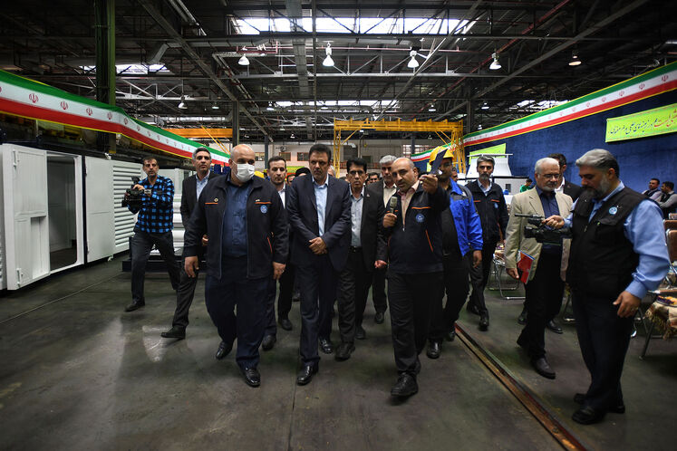 مراسم امضای تفاهمنامه تجهیز ۴۰۰ جایگاه بازدید جلیل سالاری، معاون وزیر نفت در امور پالایش از شرکت صنایع هواپیماسازی ایران (هسا)