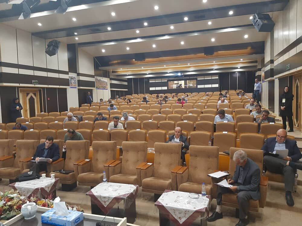 آزمون گواهینامه صلاحیت حرفهای اعضای کمیسیونهای مناقصات و کارگروههای فنی - بازرگانی نفت برگزار شد آزمون گواهینامه صلاحیت حرفهای اعضای کمیسیونهای مناقصات و کارگروههای فنی - بازرگانی نفت برگزار شد