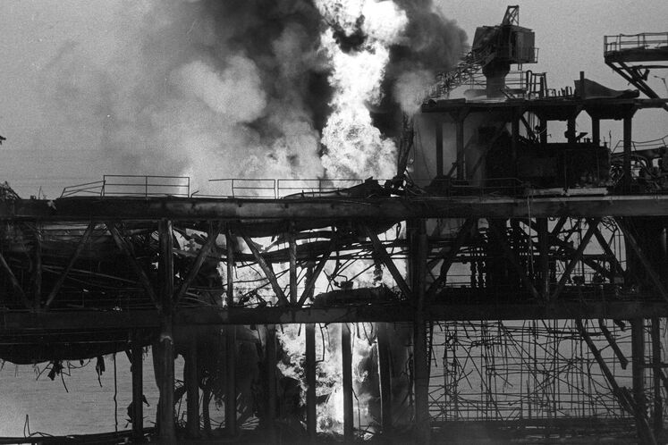 تخریب تأسیسات صنعت نفت در ۸ سال دفاع مقدس