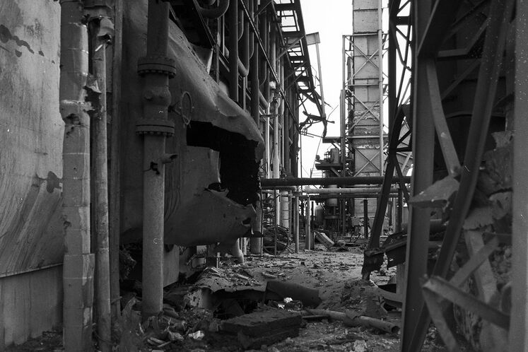 تخریب تأسیسات صنعت نفت در ۸ سال دفاع مقدس