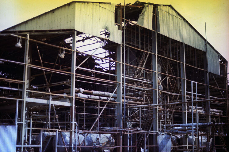 تخریب تأسیسات صنعت نفت در ۸ سال دفاع مقدس