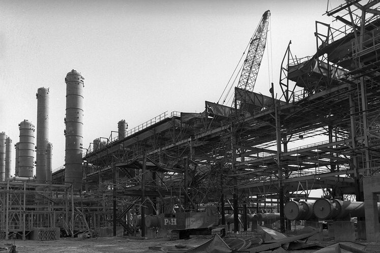 تخریب تأسیسات صنعت نفت در ۸ سال دفاع مقدس