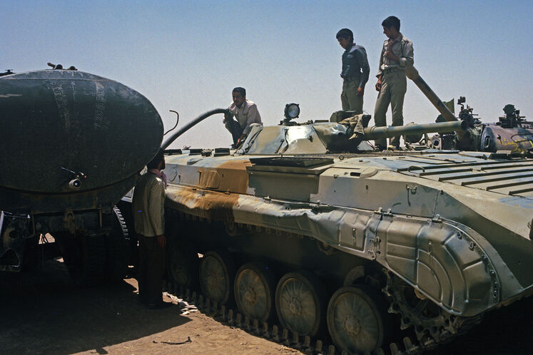 سوخترسانی به مناطق جنگی در ۸ سال دفاع مقدس