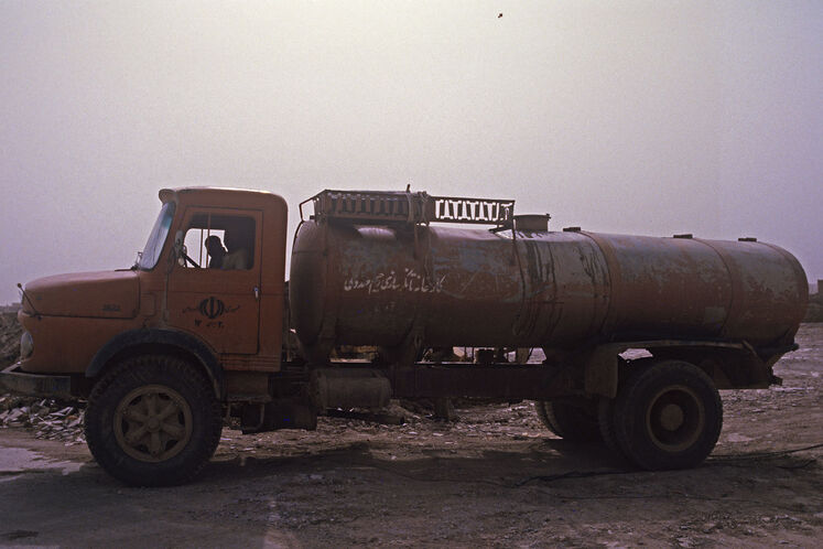 سوخترسانی به مناطق جنگی در ۸ سال دفاع مقدس