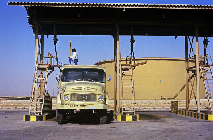 سوخترسانی به مناطق جنگی در ۸ سال دفاع مقدس