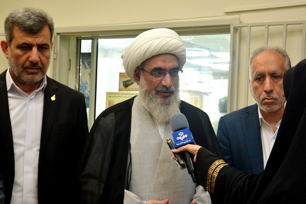 قدردانی امام جمعه بوشهر از وزیر نفت و مجتمع گاز پارس جنوبی قدردانی امام جمعه بوشهر از وزیر نفت و مجتمع گاز پارس جنوبی