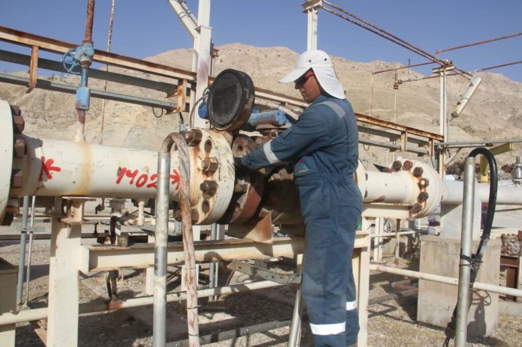 آغاز تعمیرات اساسی منطقه عملیاتی تنگبیجار آغاز تعمیرات اساسی منطقه عملیاتی تنگبیجار