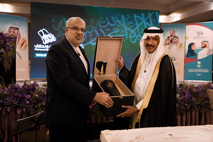 عبدالله بن سعود العنزی ،سفیر عربستان در ایران و جواد اوجی، وزیر نفت