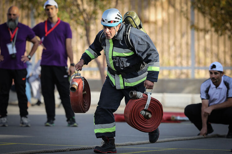 پنجمین دوره ارزیابی آمادگی عملیاتی و تخصصی آتشنشانان وزارت نفت