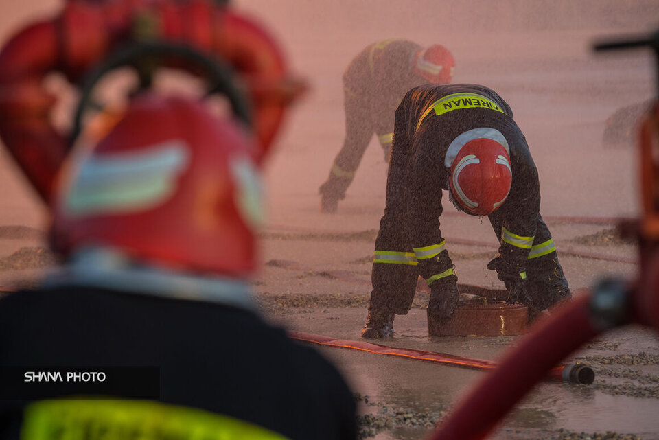 شرایط تأسیسات ذخیرهسازی فرآوردههای نفتی در تهران تحت کنترل است شرایط تأسیسات ذخیرهسازی فرآوردههای نفتی در تهران تحت کنترل است