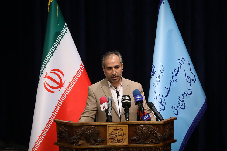 جمشید حمزهزاده، رئیس جامعه هتلداران