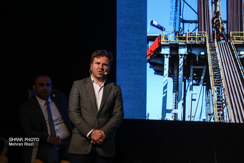 میانگین تولید چاههای نفت ایران؛ روزانه هزار و ۵۵۰ بشکه میانگین تولید چاههای نفت ایران؛ روزانه هزار و ۵۵۰ بشکه