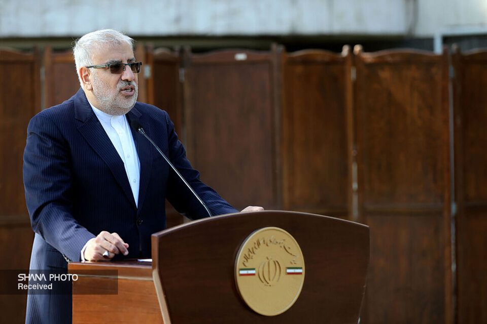 گروه نفت و گاز به رشد اقتصادی بیسابقه ۲۵.۶ درصدی رسید گروه نفت و گاز به رشد اقتصادی بیسابقه ۲۵.۶ درصدی رسید