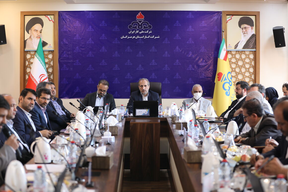 وجود بیش از ۳ هزار میلیارد تومان پروژه جاری صنعت گاز در هرمزگان وجود بیش از ۳ هزار میلیارد تومان پروژه جاری صنعت گاز در هرمزگان