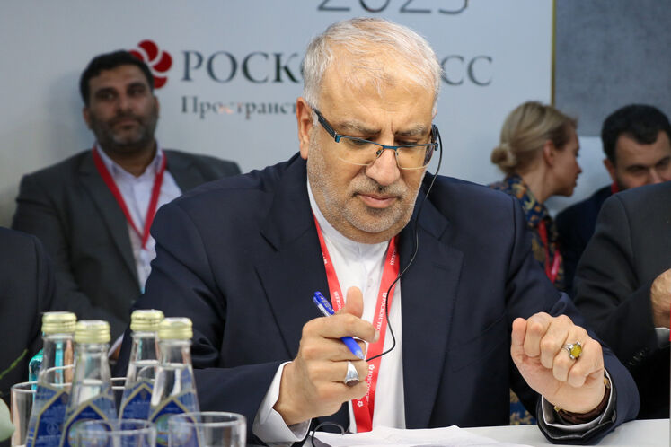 جواد اوجی، وزیر نفت