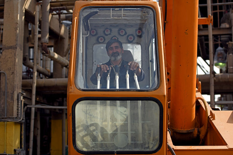 تعمیرات اساسی پالایشگاه نفت تهران