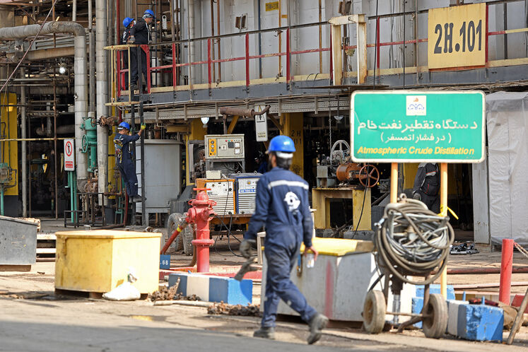 تعمیرات اساسی پالایشگاه نفت تهران