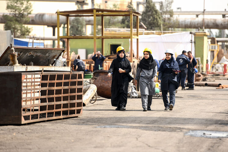 بررسی وضعیت ایمنی توسط بانوان شاغل در صنعت نفت