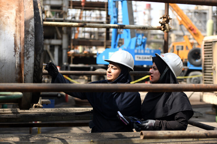 بررسی وضعیت ایمنی توسط بانوان شاغل در صنعت نفت